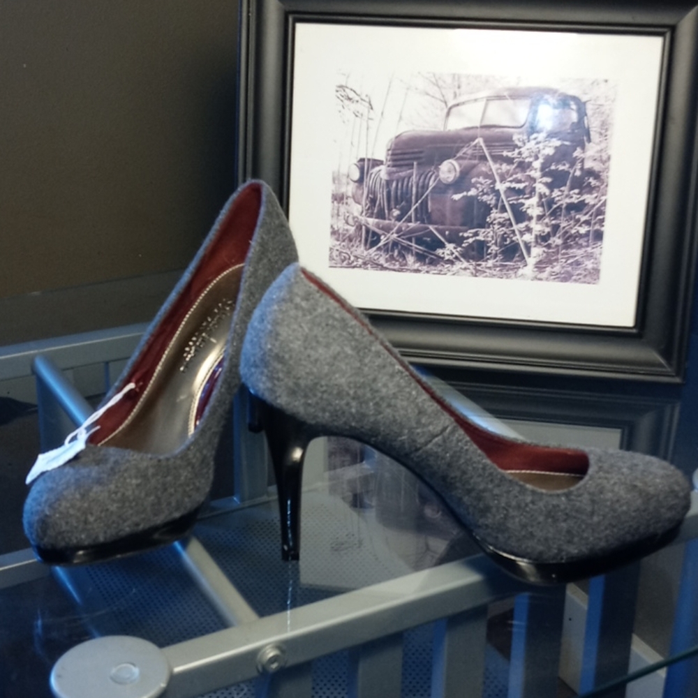 Christian Siriano 👠 - Picture 3 of 8